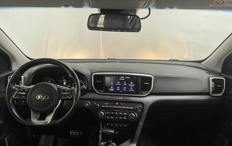 KIA Sportage IV рестайлинг, 2020 год, 2 650 000 рублей, 12 фотография