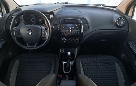 Renault Kaptur I рестайлинг, 2017 год, 1 130 000 рублей, 8 фотография