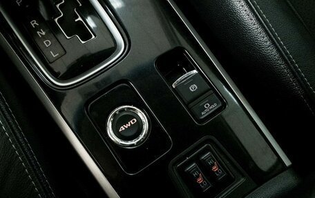 Mitsubishi Outlander III рестайлинг 3, 2017 год, 2 220 000 рублей, 14 фотография