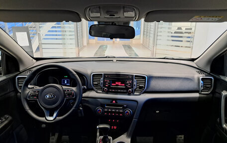 KIA Sportage IV рестайлинг, 2017 год, 2 355 000 рублей, 18 фотография