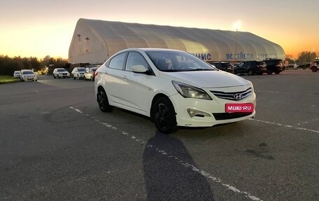 Hyundai Solaris II рестайлинг, 2016 год, 550 000 рублей, 1 фотография