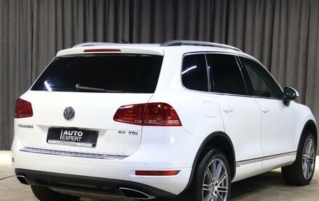 Volkswagen Touareg III, 2012 год, 2 049 000 рублей, 4 фотография