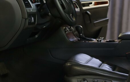 Volkswagen Touareg III, 2012 год, 2 049 000 рублей, 10 фотография