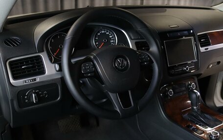 Volkswagen Touareg III, 2012 год, 2 049 000 рублей, 9 фотография