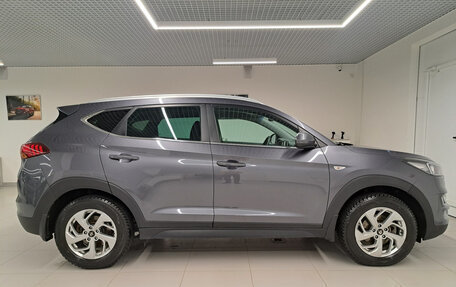 Hyundai Tucson III, 2018 год, 2 020 000 рублей, 8 фотография