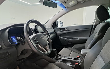 Hyundai Tucson III, 2018 год, 2 020 000 рублей, 20 фотография