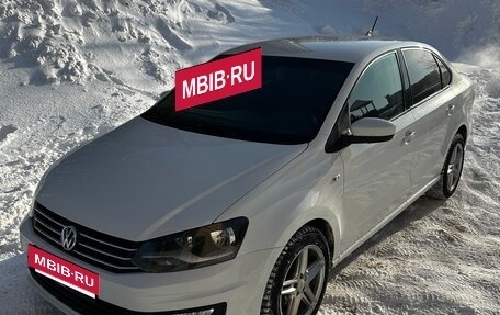 Volkswagen Polo VI (EU Market), 2017 год, 990 000 рублей, 2 фотография