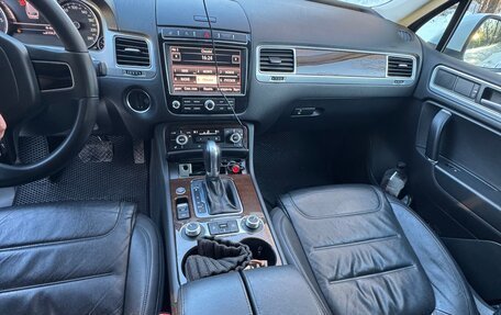 Volkswagen Touareg III, 2016 год, 2 300 000 рублей, 3 фотография