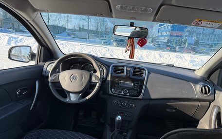 Renault Logan II, 2017 год, 1 025 000 рублей, 13 фотография