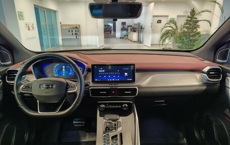 Geely Coolray I, 2024 год, 1 950 000 рублей, 10 фотография