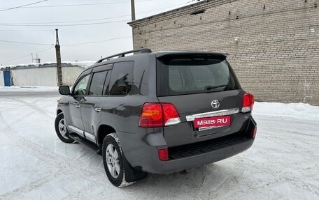 Toyota Land Cruiser 200, 2012 год, 2 990 000 рублей, 5 фотография