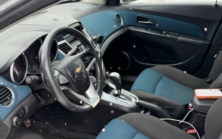 Chevrolet Cruze II, 2011 год, 550 000 рублей, 7 фотография