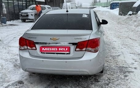 Chevrolet Cruze II, 2011 год, 550 000 рублей, 6 фотография