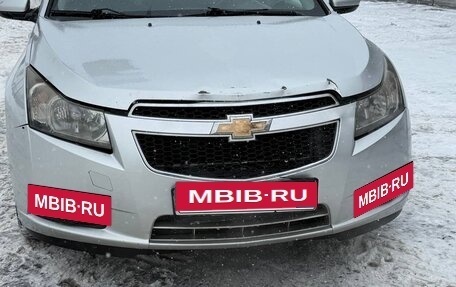 Chevrolet Cruze II, 2011 год, 550 000 рублей, 3 фотография
