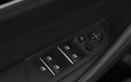 BMW 5 серия, 2019 год, 2 151 077 рублей, 14 фотография