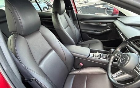 Mazda 3, 2022 год, 1 300 000 рублей, 8 фотография