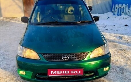 Toyota Corolla Spacio II, 2000 год, 520 000 рублей, 1 фотография