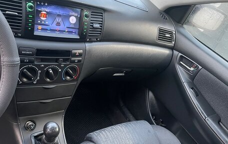 Toyota Corolla, 2004 год, 400 000 рублей, 9 фотография