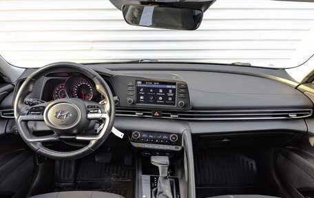 Hyundai Elantra, 2021 год, 1 970 000 рублей, 14 фотография