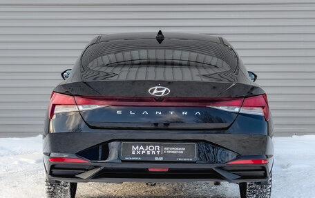 Hyundai Elantra, 2021 год, 1 970 000 рублей, 6 фотография