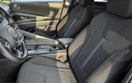 Hyundai Elantra, 2021 год, 1 970 000 рублей, 20 фотография