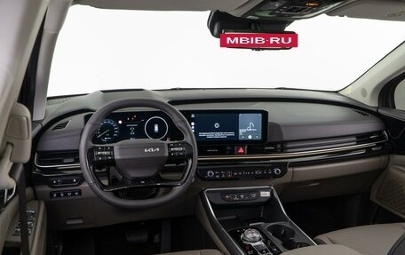 KIA Carnival, 2025 год, 8 фотография