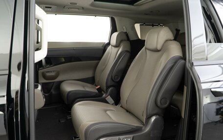 KIA Carnival, 2025 год, 13 фотография