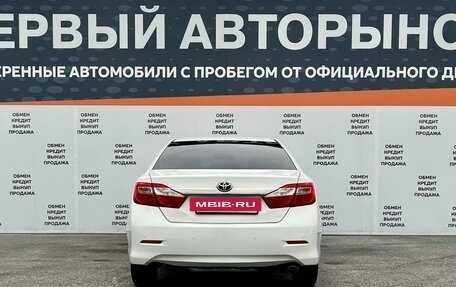 Toyota Camry, 2011 год, 1 450 000 рублей, 6 фотография