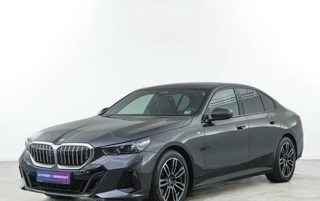 BMW 5 серия, 2023 год, 5 фотография