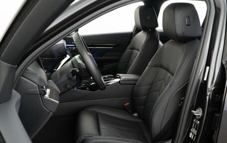 BMW 5 серия, 2023 год, 10 фотография