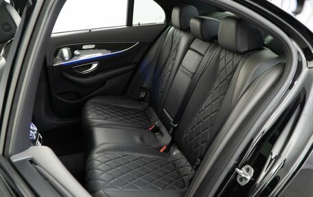 Mercedes-Benz E-Класс, 2019 год, 9 фотография