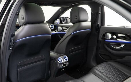 Mercedes-Benz E-Класс, 2019 год, 11 фотография