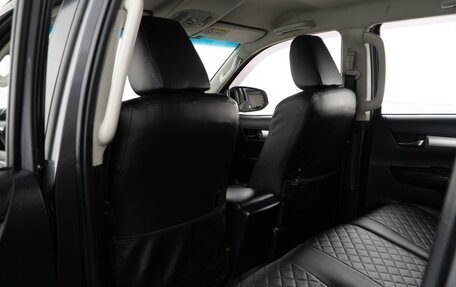 Toyota Hilux VIII, 2017 год, 3 749 999 рублей, 11 фотография