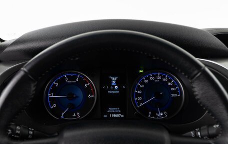 Toyota Hilux VIII, 2017 год, 3 749 999 рублей, 20 фотография