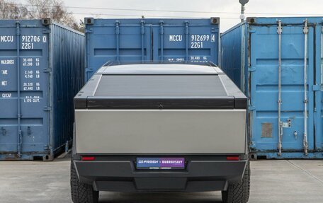 Tesla Cybertruck, 2024 год, 18 999 000 рублей, 4 фотография