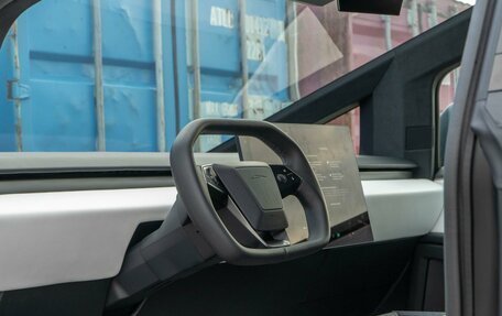 Tesla Cybertruck, 2024 год, 18 999 000 рублей, 24 фотография