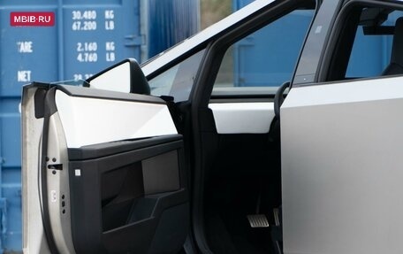 Tesla Cybertruck, 2024 год, 18 999 000 рублей, 12 фотография