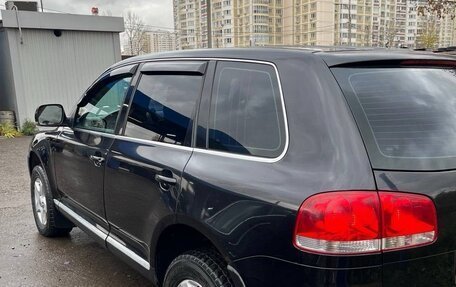 Volkswagen Touareg III, 2004 год, 500 000 рублей, 3 фотография