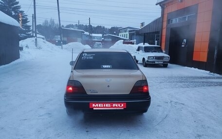 Daewoo Nexia I рестайлинг, 2002 год, 70 000 рублей, 3 фотография