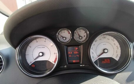 Peugeot 408 I рестайлинг, 2013 год, 650 000 рублей, 4 фотография