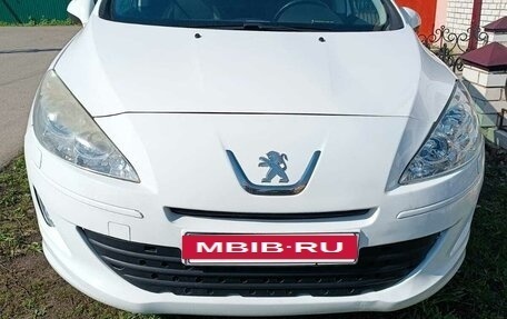 Peugeot 408 I рестайлинг, 2013 год, 650 000 рублей, 3 фотография