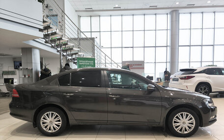 Volkswagen Passat B7, 2012 год, 1 420 000 рублей, 4 фотография