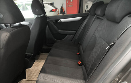 Volkswagen Passat B7, 2012 год, 1 420 000 рублей, 12 фотография