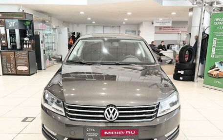 Volkswagen Passat B7, 2012 год, 1 420 000 рублей, 2 фотография