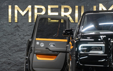 Rolls-Royce Cullinan, 2022 год, 40 750 000 рублей, 3 фотография