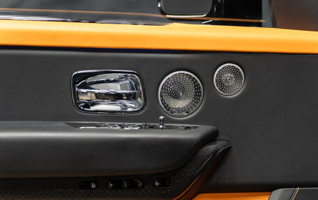 Rolls-Royce Cullinan, 2022 год, 40 750 000 рублей, 34 фотография