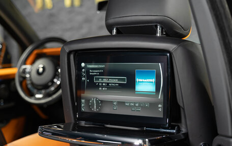 Rolls-Royce Cullinan, 2022 год, 40 750 000 рублей, 25 фотография