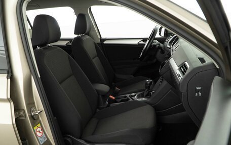 Volkswagen Tiguan II, 2019 год, 2 414 444 рублей, 8 фотография