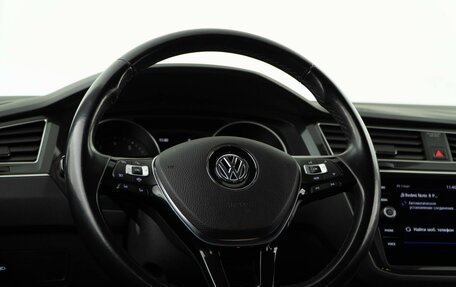 Volkswagen Tiguan II, 2019 год, 2 414 444 рублей, 13 фотография