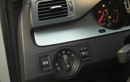 Volkswagen Passat B6, 2006 год, 533 000 рублей, 25 фотография